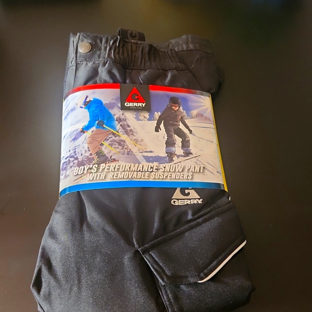 Snowboarding pants